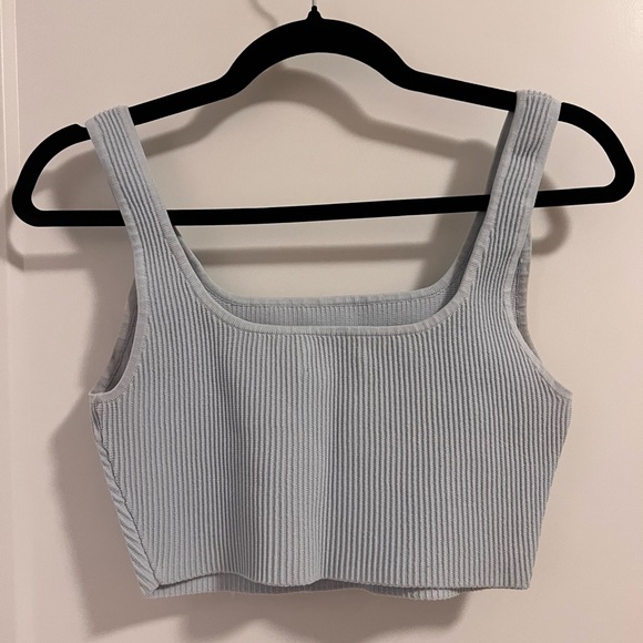 Babaton Sculpt Knit Tank Top Light Blue Medium - Picture 2 of 4